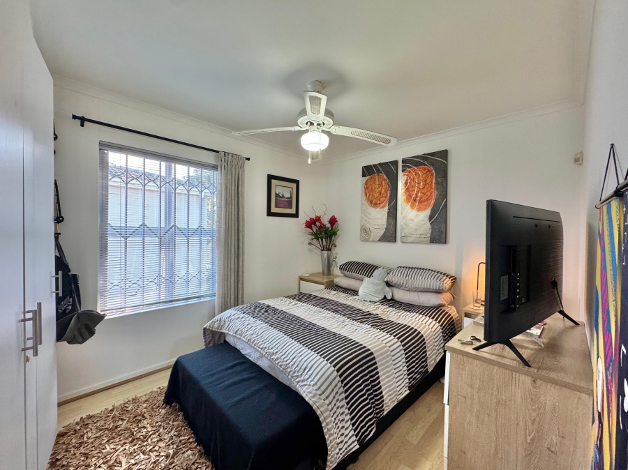2 Bedroom Property for Sale in Kenilworth Western Cape